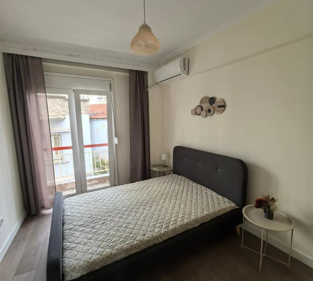 Cozy New 2 Bedrooms Apartment For 4 People سالونيك